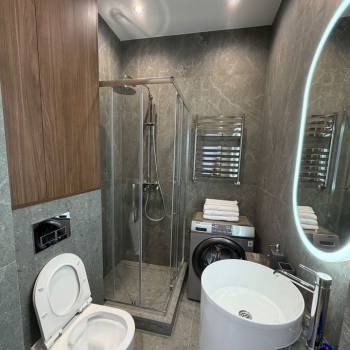 Сдается 1-комнатная квартира, 64 м²