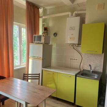 Продается 1-комнатная квартира, 36 м²