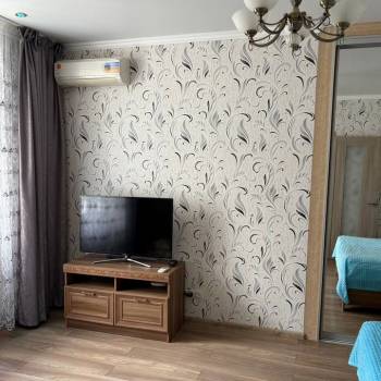 Сдается 1-комнатная квартира, 42 м²