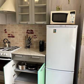 Сдается 1-комнатная квартира, 42 м²