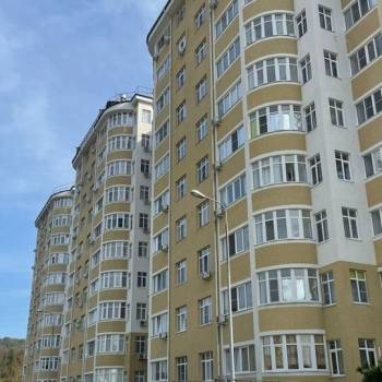 Продается 1-комнатная квартира, 54 м²
