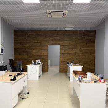 Сдается Нежилое помещение, 72 м²