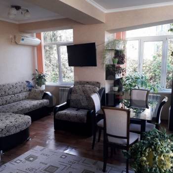Продается 1-комнатная квартира, 41 м²