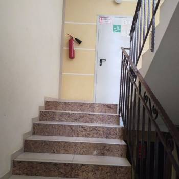 Продается 1-комнатная квартира, 42 м²
