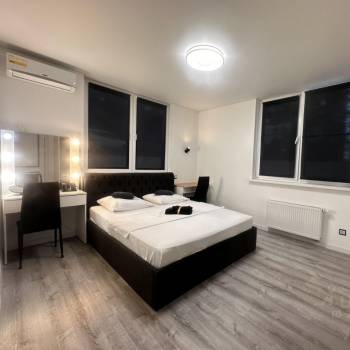 Продается 2-х комнатная квартира, 57 м²
