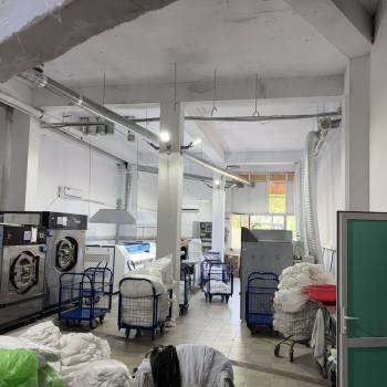 Сдается Нежилое помещение, 297,6 м²
