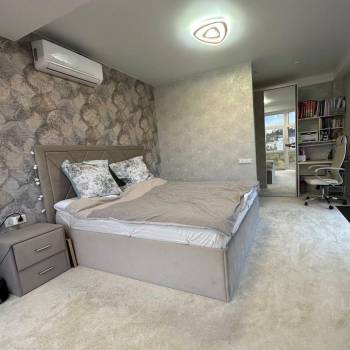 Продается Многокомнатная квартира, 92 м²