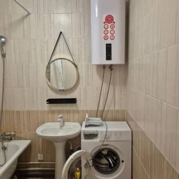Сдается 2-х комнатная квартира, 70 м²