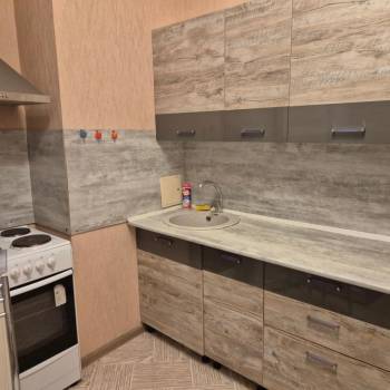 Сдается 2-х комнатная квартира, 70 м²