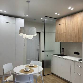 Сдается 1-комнатная квартира, 65 м²