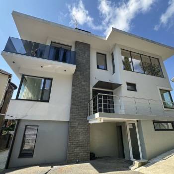 Продается Дом, 490 м²