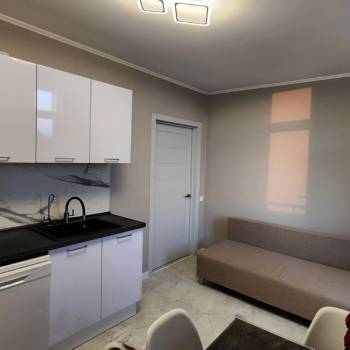 Сдается 1-комнатная квартира, 45 м²