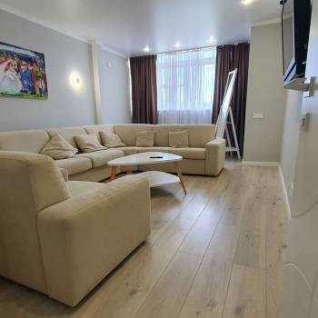 Сдается 2-х комнатная квартира, 65 м²