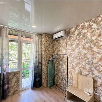 Продается 1-комнатная квартира, 28 м²