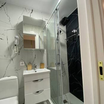 Продается 1-комнатная квартира, 14,7 м²