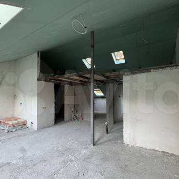 Продается Многокомнатная квартира, 101 м²