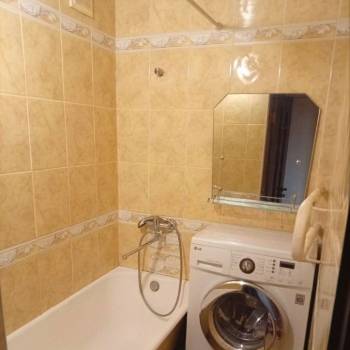 Сдается Многокомнатная квартира, 65 м²