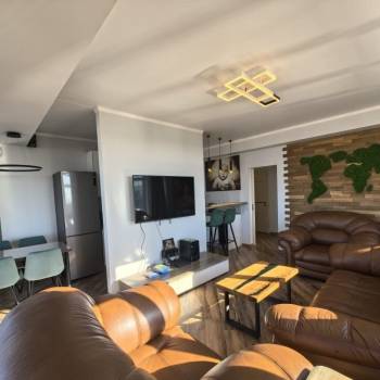 Продается 2-х комнатная квартира, 64 м²