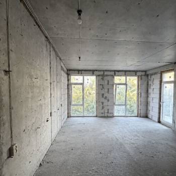 Продается 1-комнатная квартира, 42 м²