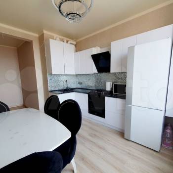 Продается 3-х комнатная квартира, 85 м²