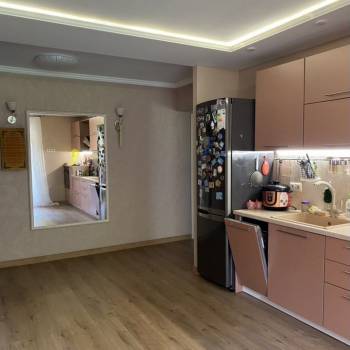 Продается 3-х комнатная квартира, 64 м²