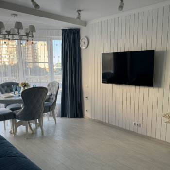 Сдается 2-х комнатная квартира, 76 м²