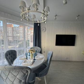 Сдается 2-х комнатная квартира, 76 м²