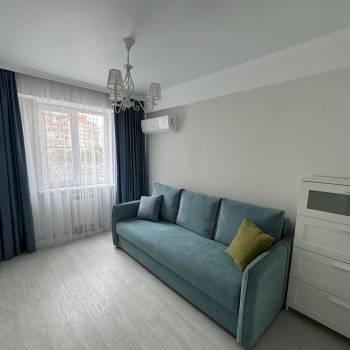 Сдается 2-х комнатная квартира, 76 м²