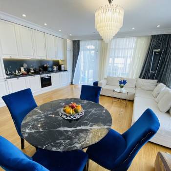 Сдается Многокомнатная квартира, 150 м²