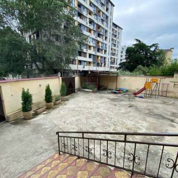 Продается 1-комнатная квартира, 50 м²
