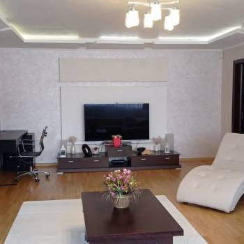 Продается Многокомнатная квартира, 122 м²