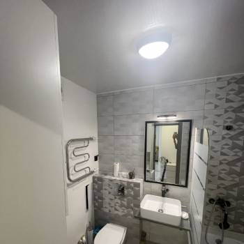 Продается 1-комнатная квартира, 42 м²