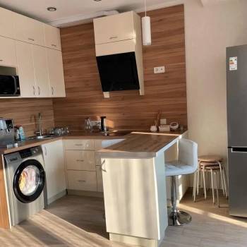 Продается 1-комнатная квартира, 32 м²