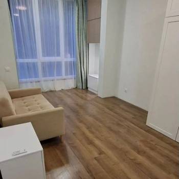 Продается 1-комнатная квартира, 36 м²