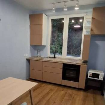 Продается 1-комнатная квартира, 36 м²