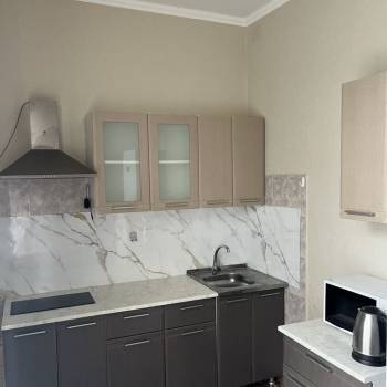 Сдается 1-комнатная квартира, 57 м²