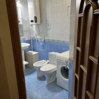 Сдается 1-комнатная квартира, 57 м²