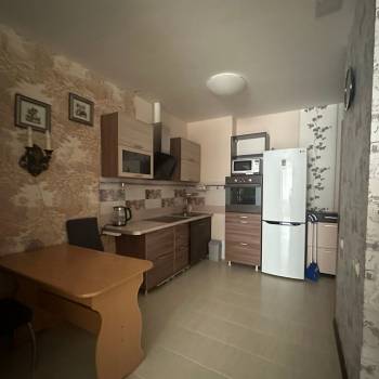 Продается 1-комнатная квартира, 41 м²