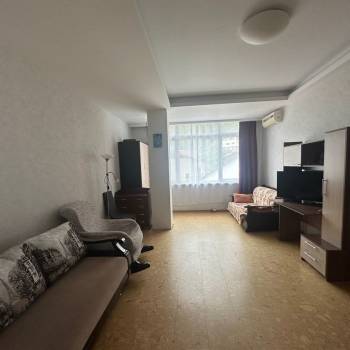 Продается 1-комнатная квартира, 41 м²
