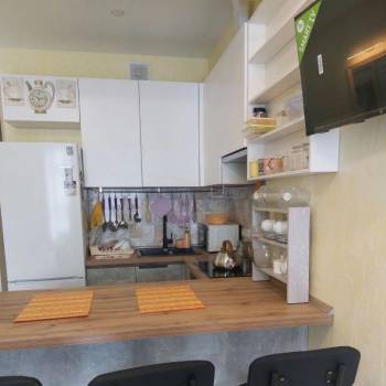 Продается 2-х комнатная квартира, 57 м²