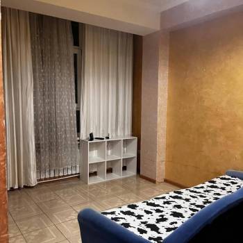 Сдается 1-комнатная квартира, 35 м²