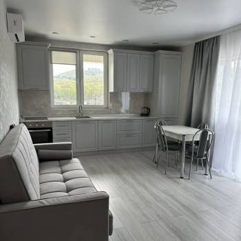 Сдается 1-комнатная квартира, 45 м²