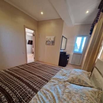 Сдается 1-комнатная квартира, 51 м²