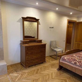 Сдается Многокомнатная квартира, 78 м²