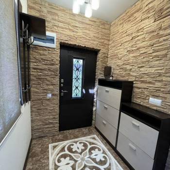 Сдается Многокомнатная квартира, 85 м²