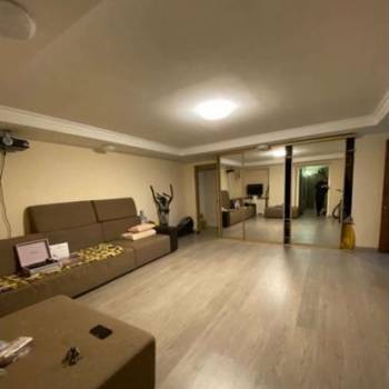 Продается Многокомнатная квартира, 101 м²