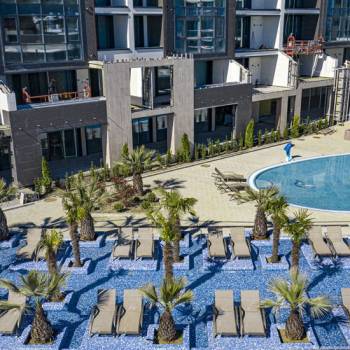 Сдается 2-х комнатная квартира, 98 м²