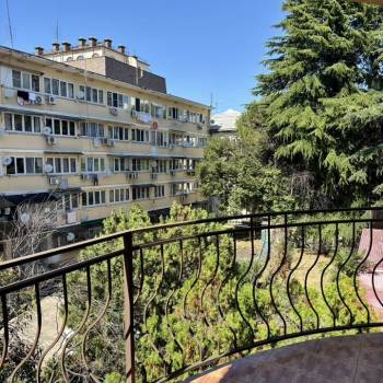 Сдается 1-комнатная квартира, 50 м²