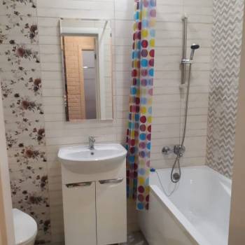Продается 1-комнатная квартира, 42 м²