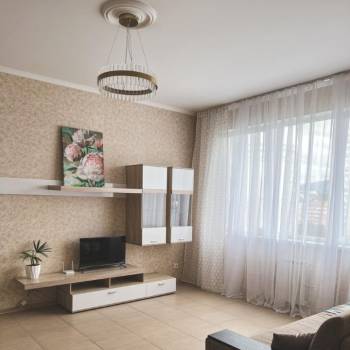 Продается 2-х комнатная квартира, 72 м²